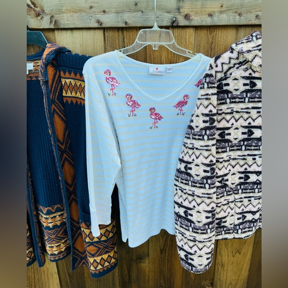 Women’s clothing bundle -3 pieces -SOLD - Picture 6 of 16